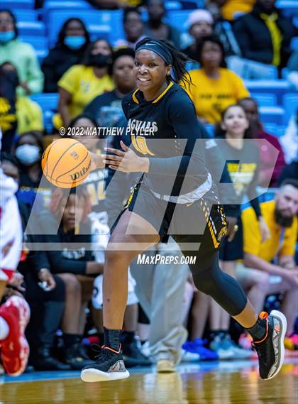 Thumbnail 1 in Salisbury vs. Farmville Central (NCHSAA 1A Final) (1 of 2 - the Game) photogallery.
