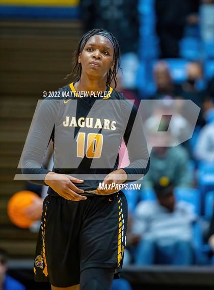 Thumbnail 2 in Salisbury vs. Farmville Central (NCHSAA 1A Final) (1 of 2 - the Game) photogallery.