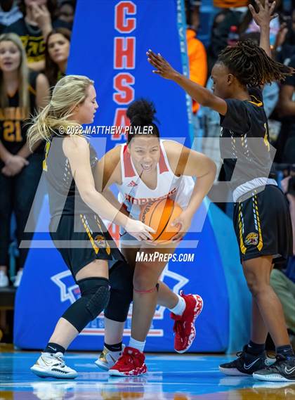 Thumbnail 1 in Salisbury vs. Farmville Central (NCHSAA 1A Final) (1 of 2 - the Game) photogallery.