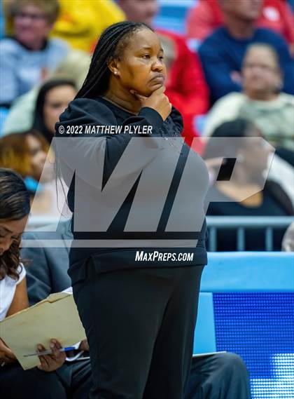 Thumbnail 2 in Salisbury vs. Farmville Central (NCHSAA 1A Final) (1 of 2 - the Game) photogallery.