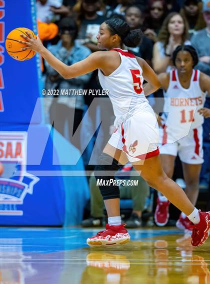 Thumbnail 2 in Salisbury vs. Farmville Central (NCHSAA 1A Final) (1 of 2 - the Game) photogallery.