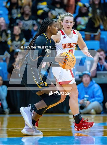 Thumbnail 3 in Salisbury vs. Farmville Central (NCHSAA 1A Final) (1 of 2 - the Game) photogallery.