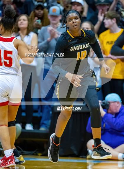 Thumbnail 3 in Salisbury vs. Farmville Central (NCHSAA 1A Final) (1 of 2 - the Game) photogallery.