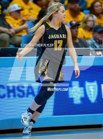 Thumbnail 3 in Salisbury vs. Farmville Central (NCHSAA 1A Final) (1 of 2 - the Game) photogallery.