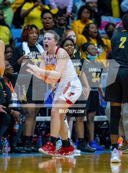 Thumbnail 2 in Salisbury vs. Farmville Central (NCHSAA 1A Final) (1 of 2 - the Game) photogallery.
