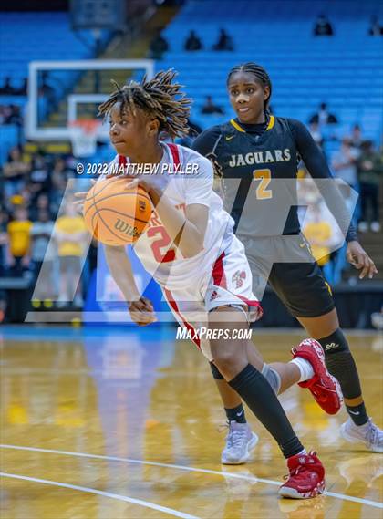 Thumbnail 1 in Salisbury vs. Farmville Central (NCHSAA 1A Final) (1 of 2 - the Game) photogallery.