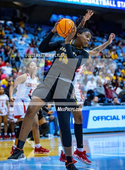 Thumbnail 2 in Salisbury vs. Farmville Central (NCHSAA 1A Final) (1 of 2 - the Game) photogallery.