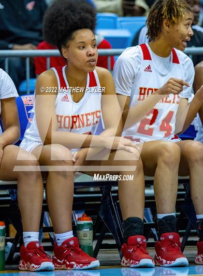 Thumbnail 3 in Salisbury vs. Farmville Central (NCHSAA 1A Final) (1 of 2 - the Game) photogallery.