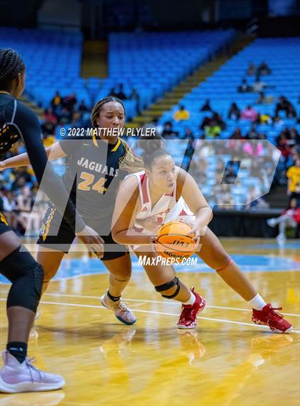 Thumbnail 1 in Salisbury vs. Farmville Central (NCHSAA 1A Final) (1 of 2 - the Game) photogallery.