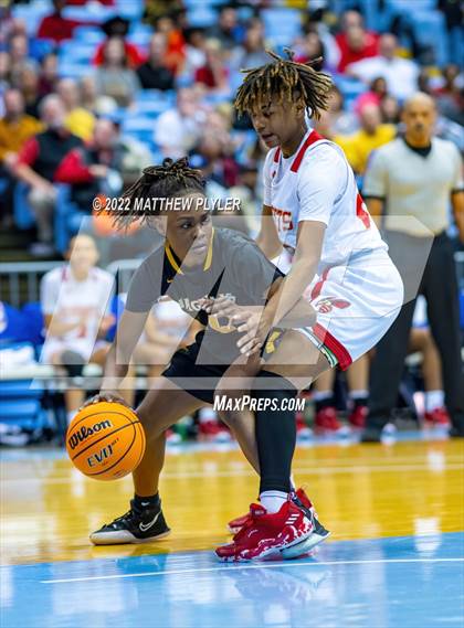 Thumbnail 2 in Salisbury vs. Farmville Central (NCHSAA 1A Final) (1 of 2 - the Game) photogallery.