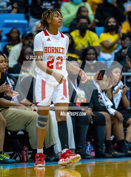 Thumbnail 1 in Salisbury vs. Farmville Central (NCHSAA 1A Final) (1 of 2 - the Game) photogallery.