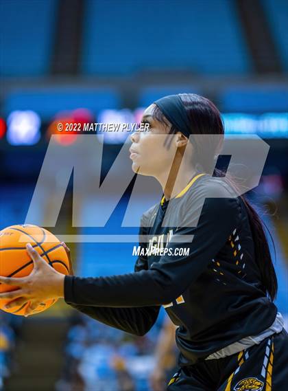 Thumbnail 2 in Salisbury vs. Farmville Central (NCHSAA 1A Final) (1 of 2 - the Game) photogallery.