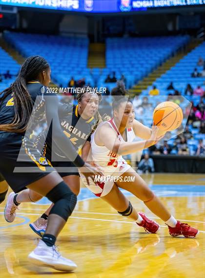 Thumbnail 3 in Salisbury vs. Farmville Central (NCHSAA 1A Final) (1 of 2 - the Game) photogallery.