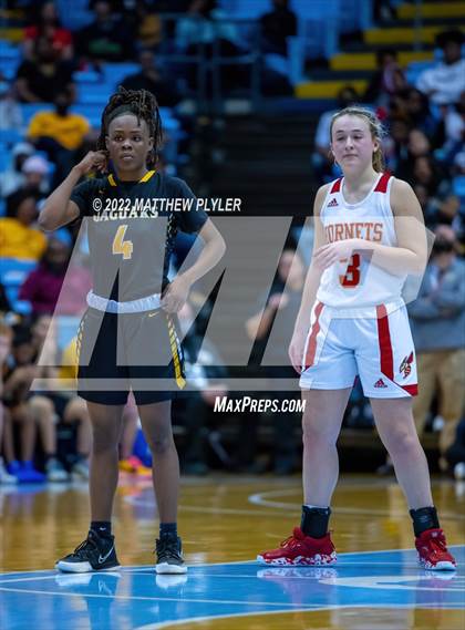 Thumbnail 3 in Salisbury vs. Farmville Central (NCHSAA 1A Final) (1 of 2 - the Game) photogallery.