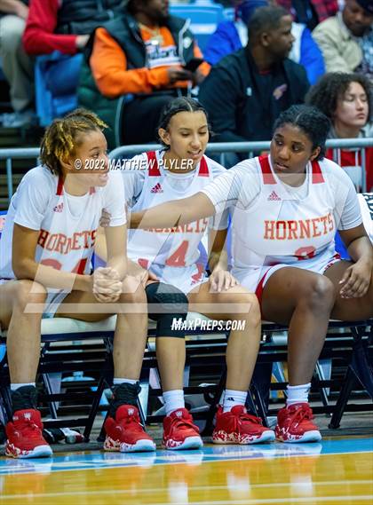 Thumbnail 2 in Salisbury vs. Farmville Central (NCHSAA 1A Final) (1 of 2 - the Game) photogallery.