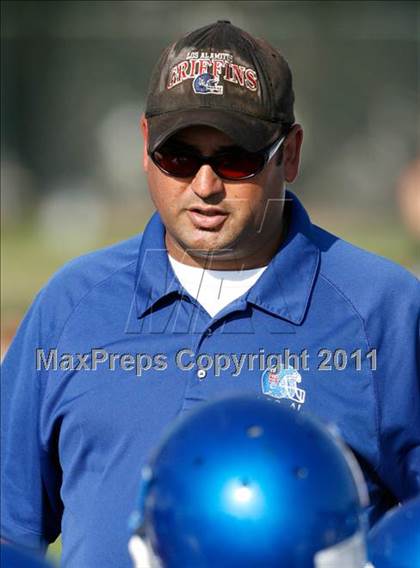 Thumbnail 1 in Los Alamitos @ Mayfair photogallery.