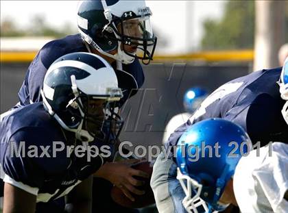 Thumbnail 3 in Los Alamitos @ Mayfair photogallery.