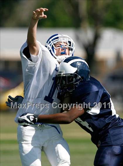 Thumbnail 2 in Los Alamitos @ Mayfair photogallery.