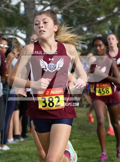 Thumbnail 1 in CHSAA 5A Region 1 Meet photogallery.