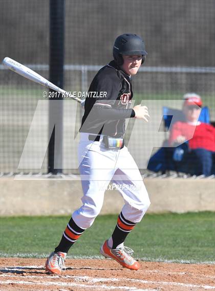 Thumbnail 2 in Tom Bean vs Chisum (Lindsay Tournament) photogallery.