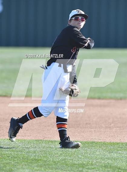 Thumbnail 2 in Tom Bean vs Chisum (Lindsay Tournament) photogallery.