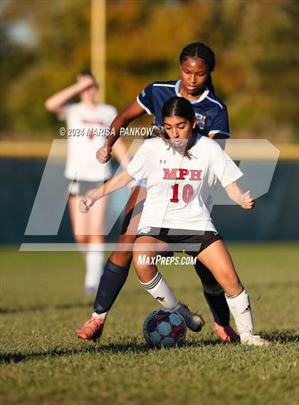 Thumbnail 3 in Bishop Grimes vs Manlius Pebble Hill photogallery.
