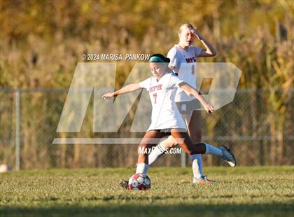 Thumbnail 2 in Bishop Grimes vs Manlius Pebble Hill photogallery.