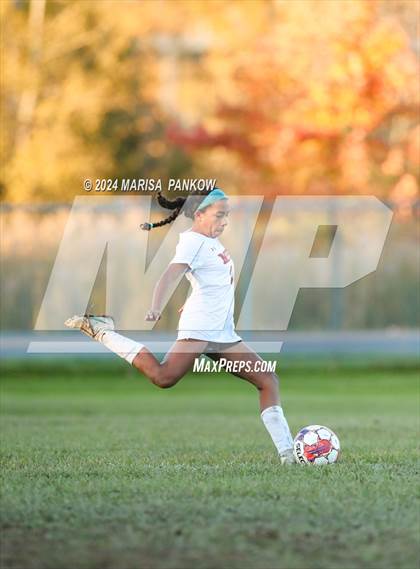 Thumbnail 2 in Bishop Grimes vs Manlius Pebble Hill photogallery.