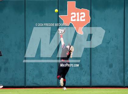 Thumbnail 3 in Melissa vs. Harlingen South (UIL 5A Softball Final) photogallery.