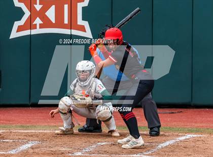 Thumbnail 3 in Melissa vs. Harlingen South (UIL 5A Softball Final) photogallery.