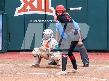 Thumbnail 3 in Melissa vs. Harlingen South (UIL 5A Softball Final) photogallery.