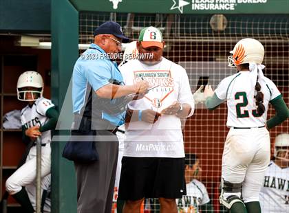 Thumbnail 1 in Melissa vs. Harlingen South (UIL 5A Softball Final) photogallery.