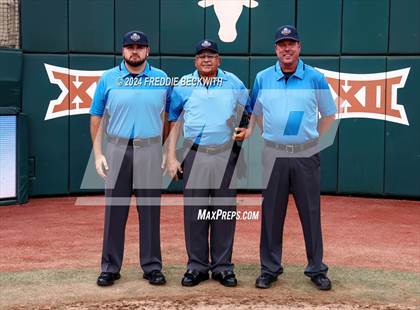 Thumbnail 2 in Melissa vs. Harlingen South (UIL 5A Softball Final) photogallery.