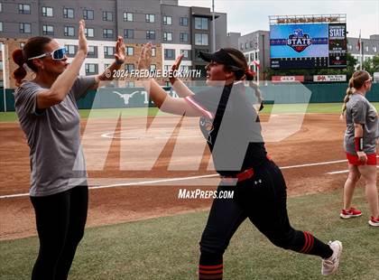 Thumbnail 1 in Melissa vs. Harlingen South (UIL 5A Softball Final) photogallery.