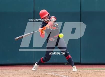 Thumbnail 3 in Melissa vs. Harlingen South (UIL 5A Softball Final) photogallery.