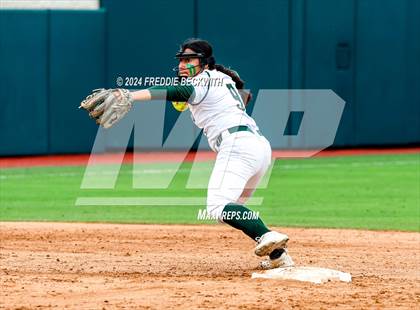 Thumbnail 2 in Melissa vs. Harlingen South (UIL 5A Softball Final) photogallery.