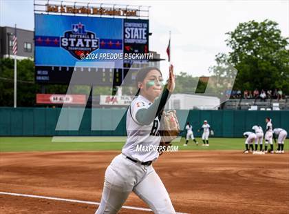 Thumbnail 1 in Melissa vs. Harlingen South (UIL 5A Softball Final) photogallery.