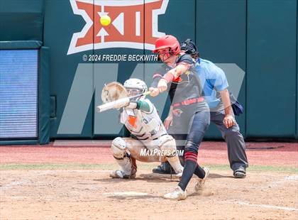 Thumbnail 2 in Melissa vs. Harlingen South (UIL 5A Softball Final) photogallery.
