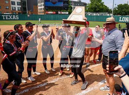 Thumbnail 2 in Melissa vs. Harlingen South (UIL 5A Softball Final) photogallery.