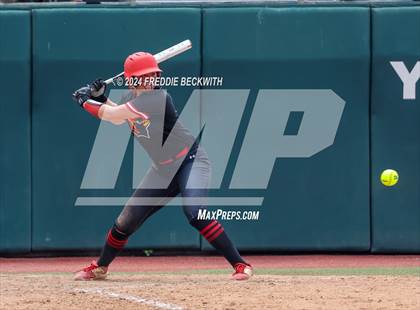 Thumbnail 3 in Melissa vs. Harlingen South (UIL 5A Softball Final) photogallery.