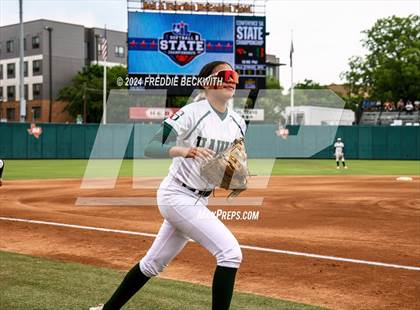 Thumbnail 2 in Melissa vs. Harlingen South (UIL 5A Softball Final) photogallery.