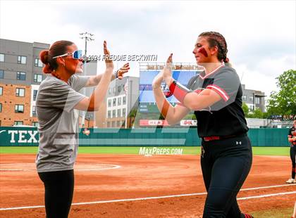 Thumbnail 2 in Melissa vs. Harlingen South (UIL 5A Softball Final) photogallery.