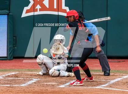 Thumbnail 3 in Melissa vs. Harlingen South (UIL 5A Softball Final) photogallery.