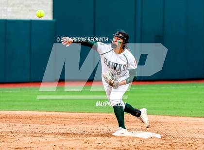 Thumbnail 3 in Melissa vs. Harlingen South (UIL 5A Softball Final) photogallery.