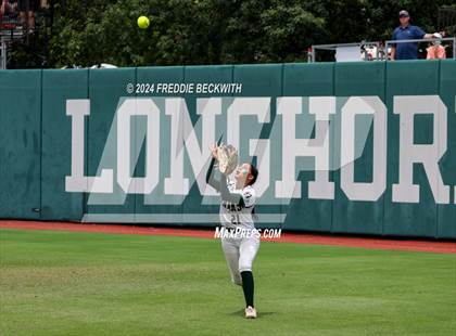 Thumbnail 3 in Melissa vs. Harlingen South (UIL 5A Softball Final) photogallery.
