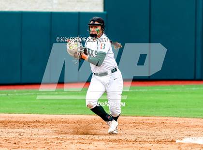 Thumbnail 3 in Melissa vs. Harlingen South (UIL 5A Softball Final) photogallery.