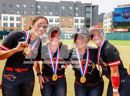 Thumbnail 3 in Melissa vs. Harlingen South (UIL 5A Softball Final) photogallery.
