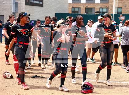 Thumbnail 3 in Melissa vs. Harlingen South (UIL 5A Softball Final) photogallery.