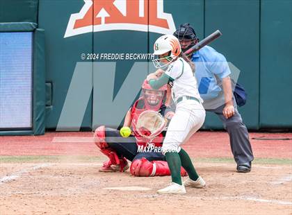 Thumbnail 3 in Melissa vs. Harlingen South (UIL 5A Softball Final) photogallery.