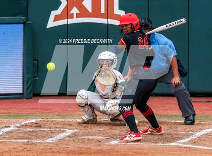 Thumbnail 2 in Melissa vs. Harlingen South (UIL 5A Softball Final) photogallery.